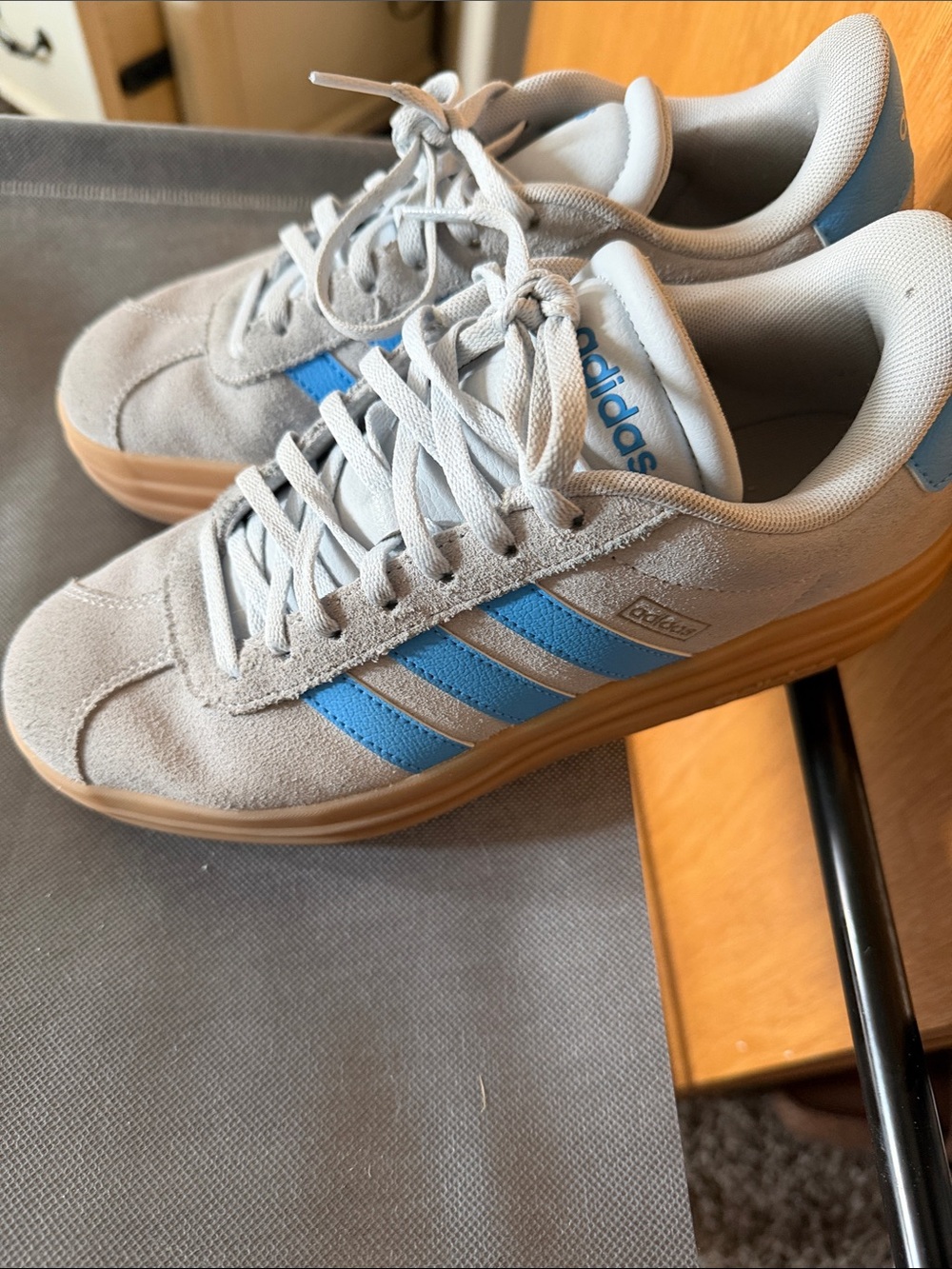 adidas womans Light Gray Suede Sneakers with Blue Stripes and Gum Sole 8
